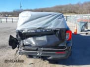 ✅ 2020 Ford Police Interceptor Utility • VIN: 1FM5K8AWXLGC99666 • Lot: 41021814. Wystawiony na IAAI z przebiegiem 112 964 mil. Bezpłatny archiwum sprzedaży aukcyjnych z USA i szczegółowy raport historii pojazdu na DreamBid. Zdjęcie 17.