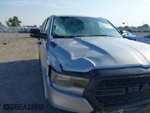 ✅ 2024 Ram 1500 Big Horn • VIN: 1C6RRFFG7RN135326 • Lot: 43060665. Listed on IAAI with 28,036 mi. Free auction sales archive from the USA and detailed vehicle history report at DreamBid. Image 18.