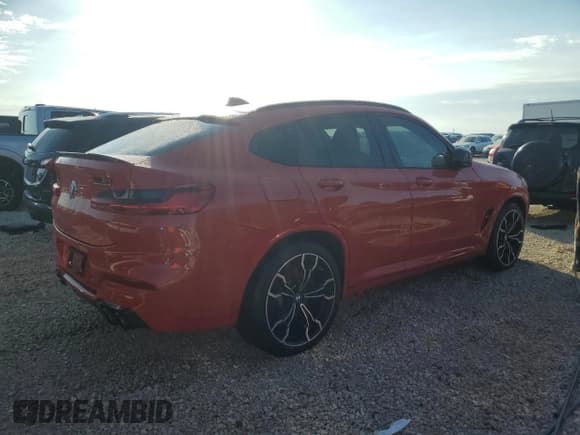 ✅ 2021 BMW X4 M • VIN: 5YMUJ0C05M9F82571 • Lot: 77874784. Listed on Copart with 14,576 mi. Free auction sales archive from the USA and detailed vehicle history report at DreamBid. Image 3.