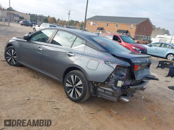 ✅ 2021 Nissan Altima SV • VIN: 1N4BL4DW4MN378889 • Lot: 43626659. Wystawiony na IAAI z przebiegiem 49 265 mil. Bezpłatny archiwum sprzedaży aukcyjnych z USA i szczegółowy raport historii pojazdu na DreamBid. Zdjęcie 3.