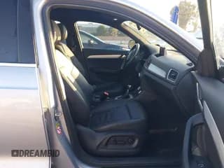 ✅ 2015 Audi Q3 Premium Plus • VIN: WA1EFCFS5FR012125 • Lot: 43486888. Wystawiony na IAAI z przebiegiem 111 103 mil. Bezpłatny archiwum sprzedaży aukcyjnych z USA i szczegółowy raport historii pojazdu na DreamBid. Zdjęcie 5.