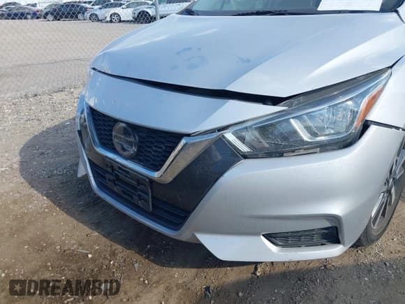 ✅ 2021 Nissan Versa SV • VIN: 3N1CN8EV5ML881047 • Lot: 43381998. Listed on IAAI with 61,228 mi. Free auction sales archive from the USA and detailed vehicle history report at DreamBid. Image 6.