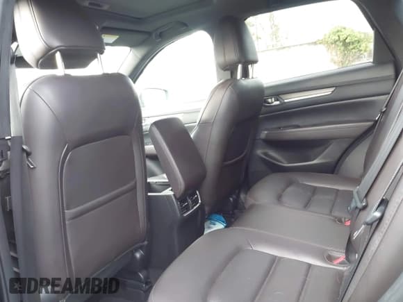 ✅ 2022 Mazda CX-5 Signature • VIN: JM3KFBXY7N0569456 • Lot: 43713830. Listed on IAAI with 48,420 mi. Free auction sales archive from the USA and detailed vehicle history report at DreamBid. Image 18.