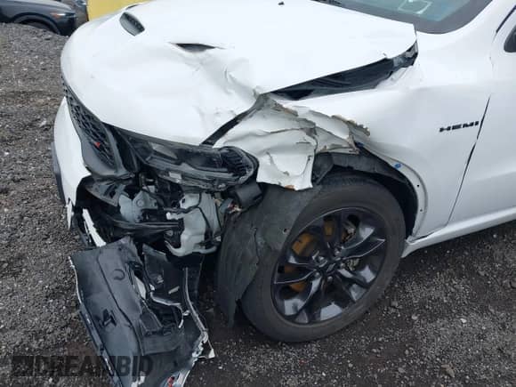 2022 Dodge Durango R/T with VIN 1C4SDJCT8NC105416, listed as a IAAI auction lot 42988581 with 27,043 mi miles and . Bid and sale history available at DreamBid. Image 17.