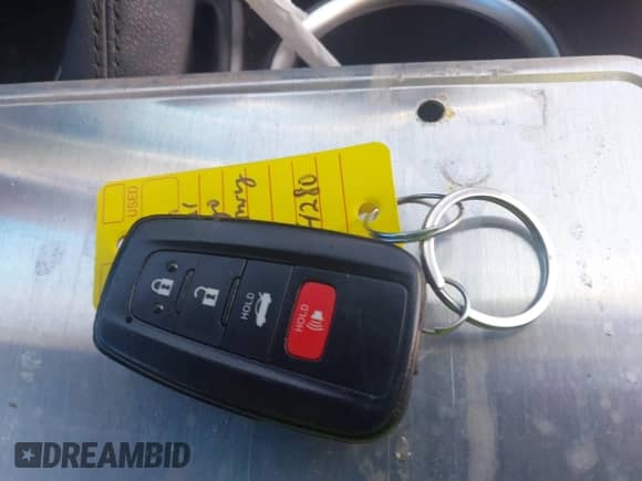 2021 Toyota Camry LE с VIN 4T1R11BK4MU035465, выставлен на аукционе IAAI как лот 42135548 с пробегом 55 121 миль миль и . История ставок и продаж доступна на DreamBid. Изображение 11.