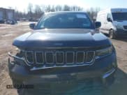 ✅ 2023 Jeep Grand Cherokee Limited • VIN: 1C4RJHBG1PC627893 • Lot: 43749758. Wystawiony na IAAI z przebiegiem 31 325 mil. Bezpłatny archiwum sprzedaży aukcyjnych z USA i szczegółowy raport historii pojazdu na DreamBid. Zdjęcie 12.