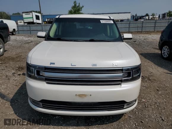 ✅ 2016 Ford Flex Limited • VIN: 2FMHK6D87GBA22341 • Lot: 67200895. Wystawiony na Copart z przebiegiem 92 917 mil. Bezpłatny archiwum sprzedaży aukcyjnych z USA i szczegółowy raport historii pojazdu na DreamBid. Zdjęcie 5.