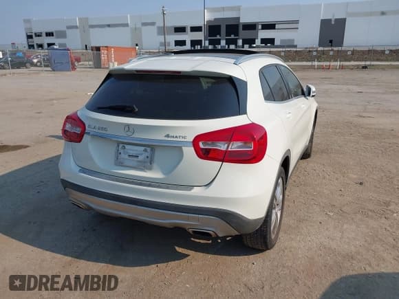✅ 2015 Mercedes-Benz GLA 250 • VIN: WDCTG4GB3FJ076493 • Lot: 42922906. Wystawiony na IAAI z przebiegiem 130 136 mil. Bezpłatny archiwum sprzedaży aukcyjnych z USA i szczegółowy raport historii pojazdu na DreamBid. Zdjęcie 4.