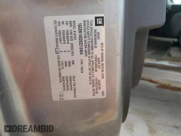 ✅ 2008 Chevrolet Silverado 1500 1LT • VIN: 1GCEK14028Z212454 • Lot: 63342895. Wystawiony na Copart z przebiegiem 199 184 mil. Bezpłatny archiwum sprzedaży aukcyjnych z USA i szczegółowy raport historii pojazdu na DreamBid. Zdjęcie 12.