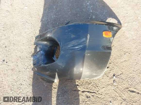 2011 Chevrolet Silverado 1500 LT with VIN 3GCPKSE30BG276541, listed as a IAAI auction lot 43330976 with 241,910 mi miles and . Bid and sale history available at DreamBid. Image 12.