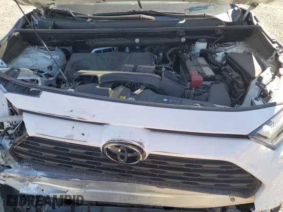 ✅ 2022 Toyota RAV4 XLE • VIN: 2T3W1RFV5NC211195 • Лот: 82268035. Опубликован ранее на Copart с пробегом 24 859 миль. Бесплатный доступ к архиву аукционных продаж из США и подробный отчёт об истории автомобиля на DreamBid. Изображение 11.