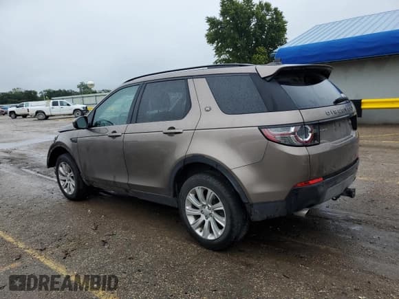 ✅ 2016 Land Rover Discovery Sport SE • VIN: SALCP2BG7GH555451 • Lot: 70837525. Listed on Copart with 113,978 mi. Free auction sales archive from the USA and detailed vehicle history report at DreamBid. Image 2.