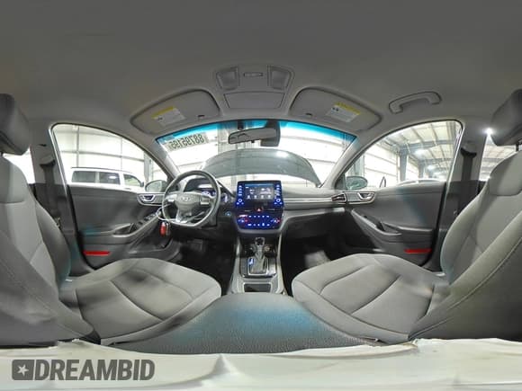 ✅ 2020 Hyundai Ioniq Blue • VIN: KMHC65LC7LU231954 • Lot: 88795195. Wystawiony na Copart z przebiegiem 90 412 mil. Bezpłatny archiwum sprzedaży aukcyjnych z USA i szczegółowy raport historii pojazdu na DreamBid. Zdjęcie 15.