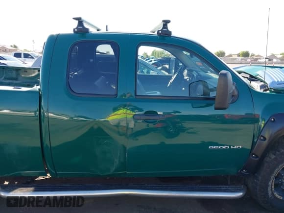 ✅ 2010 Chevrolet Silverado 2500HD LT • VIN: 1GC5KXBG7AZ219294 • Лот: 43230404. Опубликован ранее на IAAI с пробегом 147 405 миль. Бесплатный доступ к архиву аукционных продаж из США и подробный отчёт об истории автомобиля на DreamBid. Изображение 14.