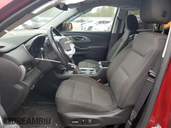 ✅ 2019 Chevrolet Traverse LT Cloth • VIN: 1GNEVGKW2KJ208757 • Lot: 70070294. Wystawiony na Copart z przebiegiem 114 359 mil. Bezpłatny archiwum sprzedaży aukcyjnych z USA i szczegółowy raport historii pojazdu na DreamBid. Zdjęcie 7.