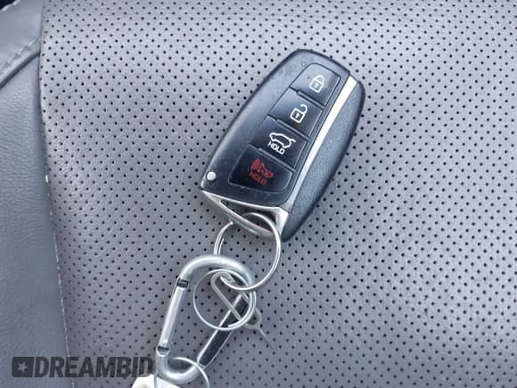 ✅ 2017 Hyundai Santa Fe Limited Ultimate • VIN: KM8SR4HF5HU169199 • Лот: 42554076. Опубликован ранее на IAAI с пробегом 132 773 миль. Бесплатный доступ к архиву аукционных продаж из США и подробный отчёт об истории автомобиля на DreamBid. Изображение 11.