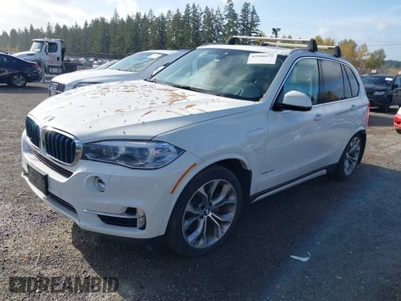 ✅ 2016 BMW X5 xDrive40e • VIN: 5UXKT0C56G0S75677 • Lot: 43560175. Wystawiony na IAAI z przebiegiem 131 069 mil. Bezpłatny archiwum sprzedaży aukcyjnych z USA i szczegółowy raport historii pojazdu na DreamBid. Zdjęcie 2.