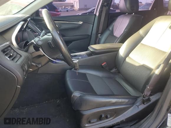 ✅ 2017 Chevrolet Impala LT • VIN: 2G1105S30H9112168 • Лот: 77172884. Опубликован ранее на Copart с пробегом 142 335 миль. Бесплатный доступ к архиву аукционных продаж из США и подробный отчёт об истории автомобиля на DreamBid. Изображение 7.