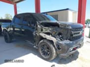 ✅ 2021 Chevrolet Silverado 1500 LT Trail Boss • VIN: 3GCPYFEL8MG302487 • Lot: 42066570. Wystawiony na IAAI z przebiegiem 20 038 mil. Bezpłatny archiwum sprzedaży aukcyjnych z USA i szczegółowy raport historii pojazdu na DreamBid. Zdjęcie 6.
