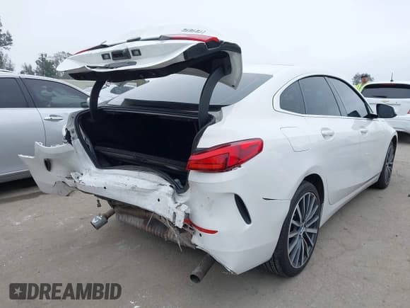 ✅ 2021 BMW 2 Series 228i xDrive • VIN: WBA73AK09M7H59090 • Lot: 42160400. Listed on IAAI with 78,782 mi. Free auction sales archive from the USA and detailed vehicle history report at DreamBid. Image 6.