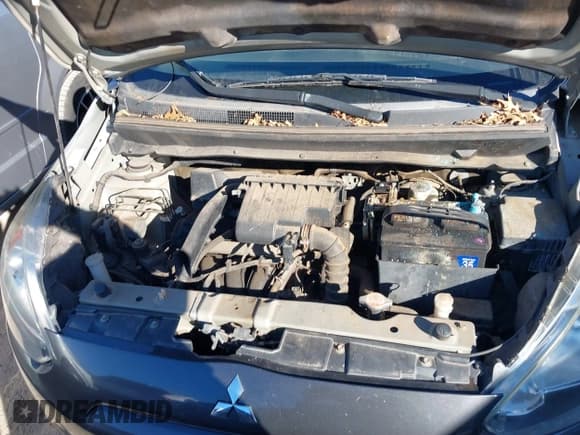 ✅ 2014 Mitsubishi Mirage DE • VIN: ML32A3HJ5EH018428 • Lot: 40841804. Wystawiony na IAAI z przebiegiem 220 950 mil. Bezpłatny archiwum sprzedaży aukcyjnych z USA i szczegółowy raport historii pojazdu na DreamBid. Zdjęcie 10.