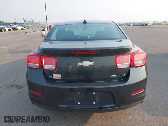 2014 Chevrolet Malibu LT z VIN 1G11E5SL0EF281823, wystawiony jako IAAI lot #42891165 z przebiegiem 138 778 mil mil oraz . Historia ofert i sprzedaży dostępna na DreamBid. Obrazek 16.