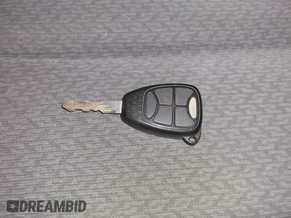 ✅ 2005 Dodge Caravan SXT • VIN: 2D4GP44L65R581395 • Lot: 43633314. Wystawiony na IAAI z przebiegiem 184 671 mil. Bezpłatny archiwum sprzedaży aukcyjnych z USA i szczegółowy raport historii pojazdu na DreamBid. Zdjęcie 11.