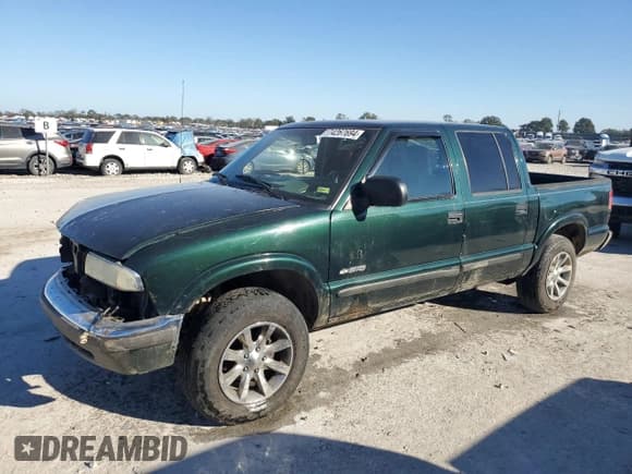 ✅ 2002 Chevrolet S-10 LS • VIN: 1GCDT13W52K115327 • Лот: 74267694. Опубликован ранее на Copart с пробегом 216 742 миль. Бесплатный доступ к архиву аукционных продаж из США и подробный отчёт об истории автомобиля на DreamBid. Изображение 1.