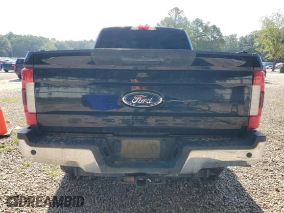 ✅ 2019 Ford F-250 XL • VIN: 1FT7W2BT4KEC56843 • Lot: 65622775. Listed on Copart with 186,795 mi. Free auction sales archive from the USA and detailed vehicle history report at DreamBid. Image 6.