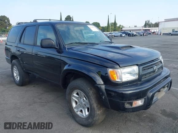 ✅ 2000 Toyota 4Runner SR5 • VIN: JT3GN86R8Y0150636 • Lot: 42749356. Listed on IAAI with 186,190 mi. Free auction sales archive from the USA and detailed vehicle history report at DreamBid. Image 1.