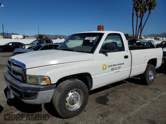 ✅ 2001 Dodge 2500 • VIN: 3B7KC26Z51M560578 • Lot: 91894035. Wystawiony na Copart z przebiegiem 106 834 mil. Bezpłatny archiwum sprzedaży aukcyjnych z USA i szczegółowy raport historii pojazdu na DreamBid. Zdjęcie 1.