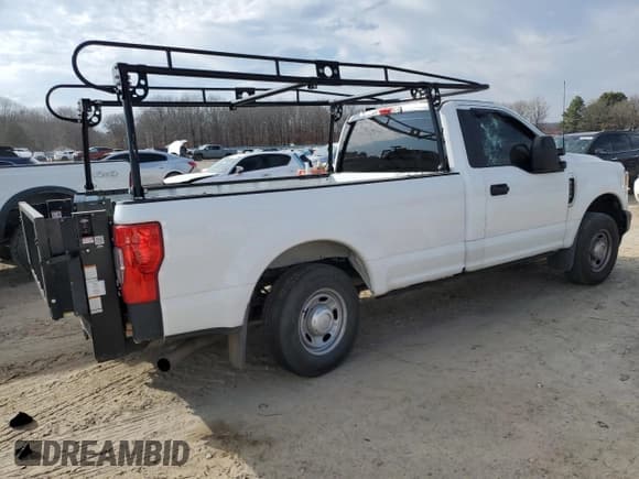 ✅ 2022 Ford F-250 XL • VIN: 1FTBF2A61NEF23849 • Lot: 43822565. Wystawiony na Copart z przebiegiem 36 256 mil. Bezpłatny archiwum sprzedaży aukcyjnych z USA i szczegółowy raport historii pojazdu na DreamBid. Zdjęcie 3.