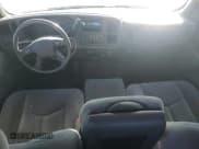 ✅ 2005 Chevrolet Silverado 1500 LS • VIN: 2GCEC13T351188677 • Lot: 86311115. Listed on Copart with 148,809 mi. Free auction sales archive from the USA and detailed vehicle history report at DreamBid. Image 8.