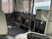 ✅ 2020 Ford Transit Passenger XL • VIN: 1FDAX2C84LKB65020 • Lot: 50907935. Wystawiony na Copart z przebiegiem 63 911 mil. Bezpłatny archiwum sprzedaży aukcyjnych z USA i szczegółowy raport historii pojazdu na DreamBid. Zdjęcie 6.