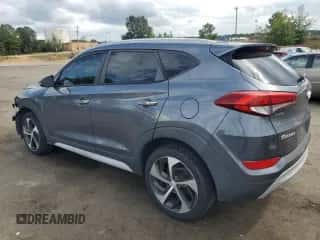 2017 Hyundai Tucson Sport z VIN KM8J33A28HU414785, wystawiony jako Copart lot #85662485 z przebiegiem 115 119 mil mil oraz Szkoda całkowita • Salvage title. Historia ofert i sprzedaży dostępna na DreamBid. Obrazek 2.