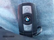 ✅ 2009 BMW 1 Series 135i • VIN: WBAUC73589VK95077 • Lot: 43390617. Wystawiony na IAAI z przebiegiem 96 689 mil. Bezpłatny archiwum sprzedaży aukcyjnych z USA i szczegółowy raport historii pojazdu na DreamBid. Zdjęcie 11.