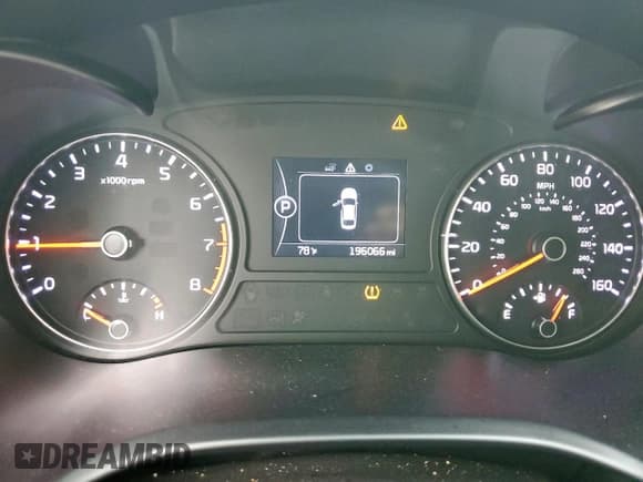 ✅ 2017 Kia Optima LX • VIN: 5XXGT4L33HG143456 • Lot: 93220175. Wystawiony na Copart z przebiegiem 196 066 mil. Bezpłatny archiwum sprzedaży aukcyjnych z USA i szczegółowy raport historii pojazdu na DreamBid. Zdjęcie 9.