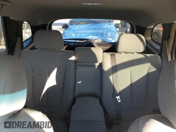 ✅ 2010 Hyundai Santa Fe GLS • VIN: 5NMSG3AB0AH371148 • Lot: 86057174. Listed on Copart with 137,501 mi. Free auction sales archive from the USA and detailed vehicle history report at DreamBid. Image 10.