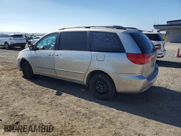 ✅ 2007 Toyota Sienna CE • VIN: 5TDZK23C47S083359 • Lot: 91731755. Wystawiony na Copart z przebiegiem 354 554 mil. Bezpłatny archiwum sprzedaży aukcyjnych z USA i szczegółowy raport historii pojazdu na DreamBid. Zdjęcie 2.