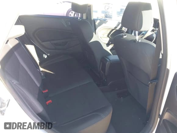 ✅ 2017 Ford Fiesta SE • VIN: 3FADP4BJ4HM126371 • Lot: 43557682. Listed on IAAI with 101,447 mi. Free auction sales archive from the USA and detailed vehicle history report at DreamBid. Image 8.