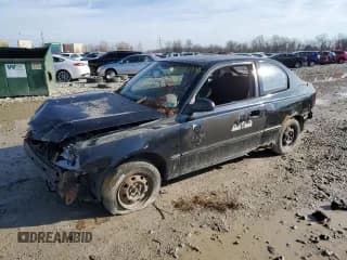 ✅ 2002 Hyundai Accent • VIN: KMHCF35G22U174792 • Лот: 47281545. Опубликован ранее на Copart с пробегом 273 228 миль. Бесплатный доступ к архиву аукционных продаж из США и подробный отчёт об истории автомобиля на DreamBid. Изображение 1.