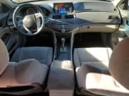 ✅ 2008 Honda Accord LX • VIN: 1HGCP263X8A020883 • Lot: 91171915. Wystawiony na Copart z przebiegiem 121 836 mil. Bezpłatny archiwum sprzedaży aukcyjnych z USA i szczegółowy raport historii pojazdu na DreamBid. Zdjęcie 8.