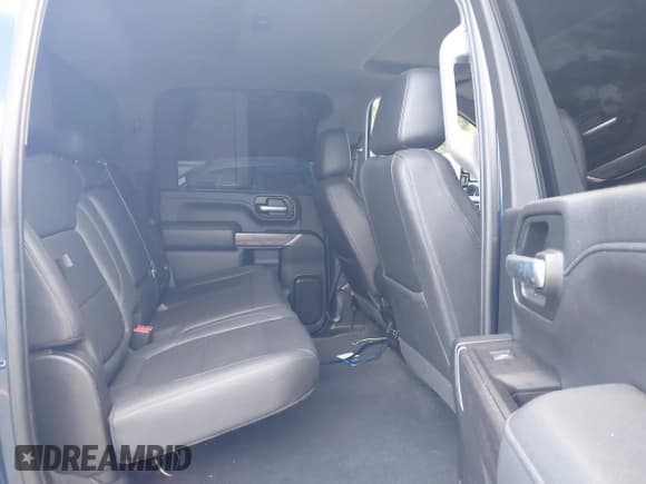 ✅ 2021 Chevrolet Silverado 2500HD LTZ • VIN: 1GC1YPEY5MF156798 • Lot: 43087195. Listed on IAAI with 45,692 mi. Free auction sales archive from the USA and detailed vehicle history report at DreamBid. Image 8.
