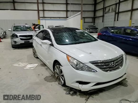 ✅ 2013 Hyundai Sonata SE • VIN: 5NPEC4AB1DH799896 • Лот: 89839995. Опубликован ранее на Copart с пробегом 151 714 миль. Бесплатный доступ к архиву аукционных продаж из США и подробный отчёт об истории автомобиля на DreamBid. Изображение 13.