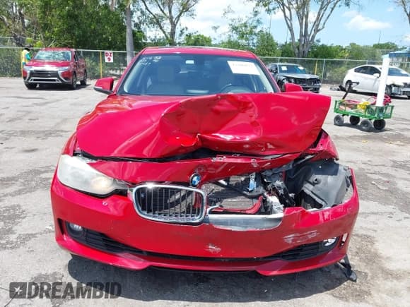 ✅ 2015 BMW 3 Series 328i • VIN: WBA3A5G59FNS88487 • Лот: 42206873. Опубликован ранее на IAAI с пробегом 125 018 миль. Бесплатный доступ к архиву аукционных продаж из США и подробный отчёт об истории автомобиля на DreamBid. Изображение 12.