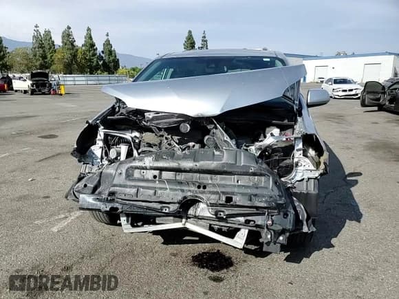 ✅ 2020 Toyota Sienna SE • VIN: 5TDXZ3DC9LS022803 • Lot: 70373715. Listed on Copart with 62,713 mi. Free auction sales archive from the USA and detailed vehicle history report at DreamBid. Image 14.