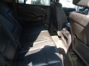 ✅ 2015 Chevrolet Suburban LT • VIN: 1GNSKJKC2FR505761 • Lot: 42797568. Wystawiony na IAAI z przebiegiem 206 702 mil. Bezpłatny archiwum sprzedaży aukcyjnych z USA i szczegółowy raport historii pojazdu na DreamBid. Zdjęcie 8.