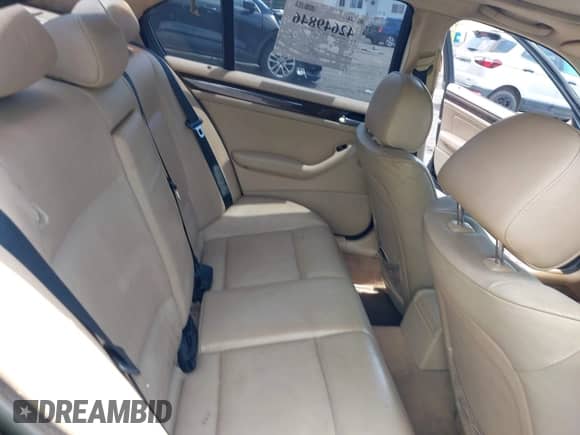 2003 BMW 3 Series 325xi with VIN WBAEU33443PM57039, listed as a IAAI auction lot 42649846 with 187,212 mi miles and . Bid and sale history available at DreamBid. Image 8.