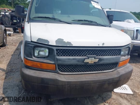 ✅ 2011 Chevrolet Express Cargo • VIN: 1GCSGAFX2B1112312 • Lot: 42374896. Listed on IAAI with 140,571 mi. Free auction sales archive from the USA and detailed vehicle history report at DreamBid. Image 13.