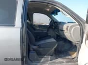 ✅ 2008 Chevrolet Silverado 2500HD Work Truck • VIN: 1GCHK29K28E120507 • Лот: 43739119. Опубликован ранее на IAAI с пробегом 244 639 миль. Бесплатный доступ к архиву аукционных продаж из США и подробный отчёт об истории автомобиля на DreamBid. Изображение 5.